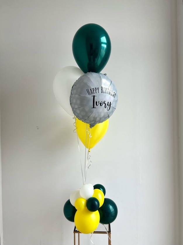 Center Piece Helium Bouquet with Personalized Message on Star or Heart