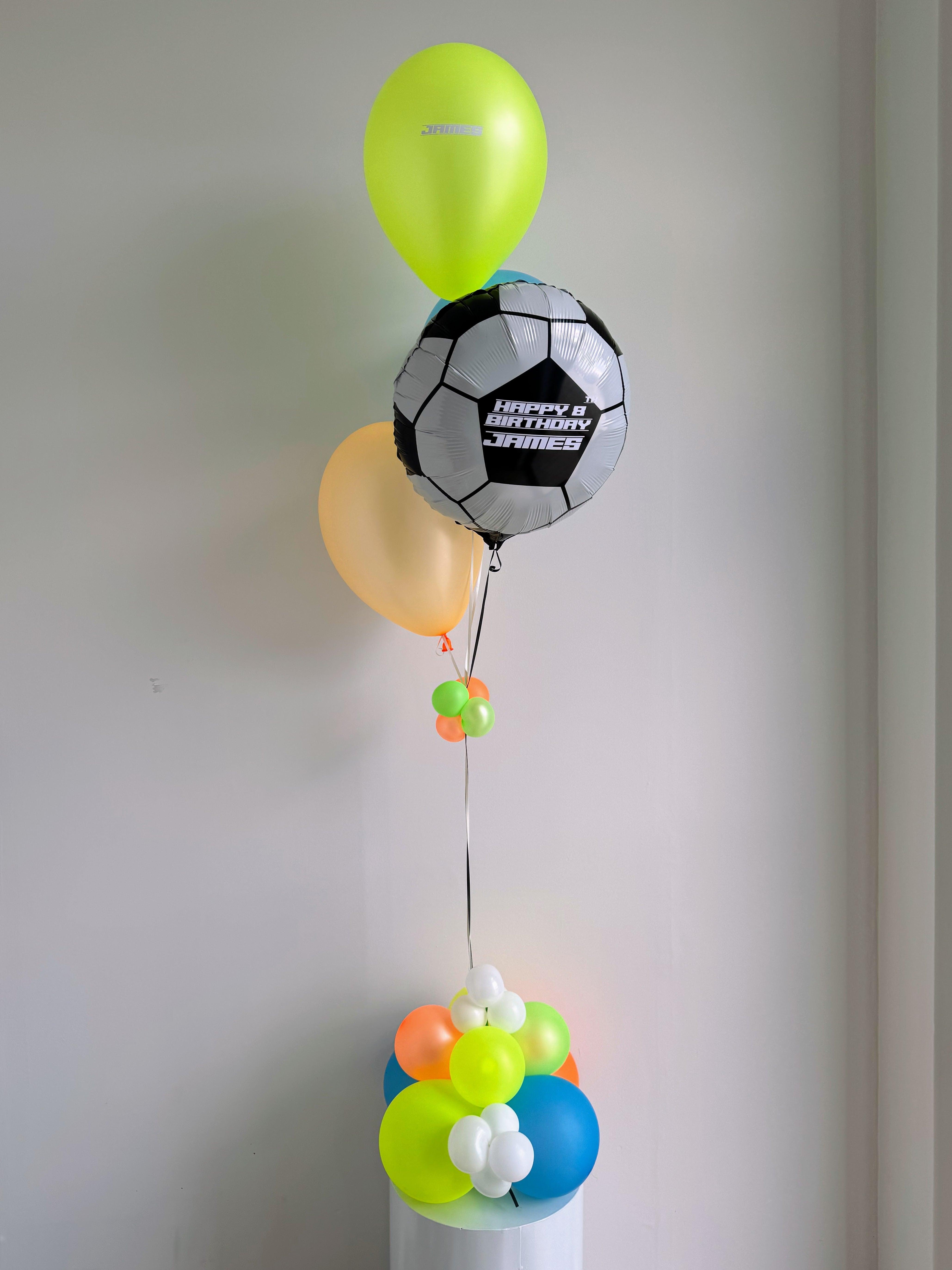 Center Piece Helium Bouquet with Personalized Message on Star or Heart